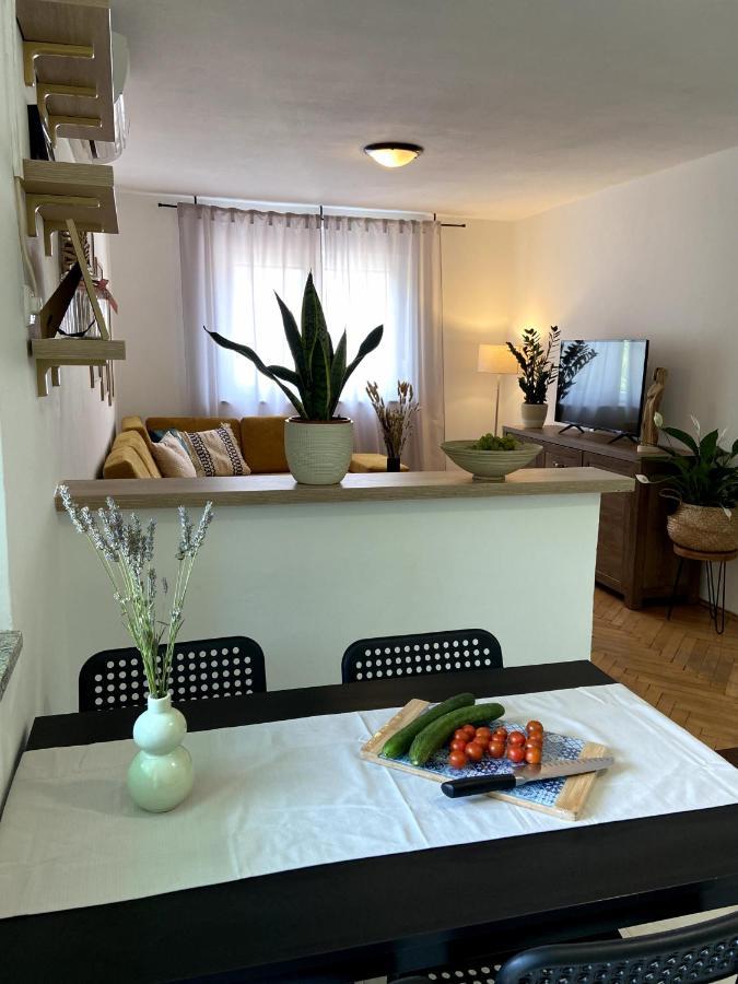 Apartman Francesca Pula Exterior photo